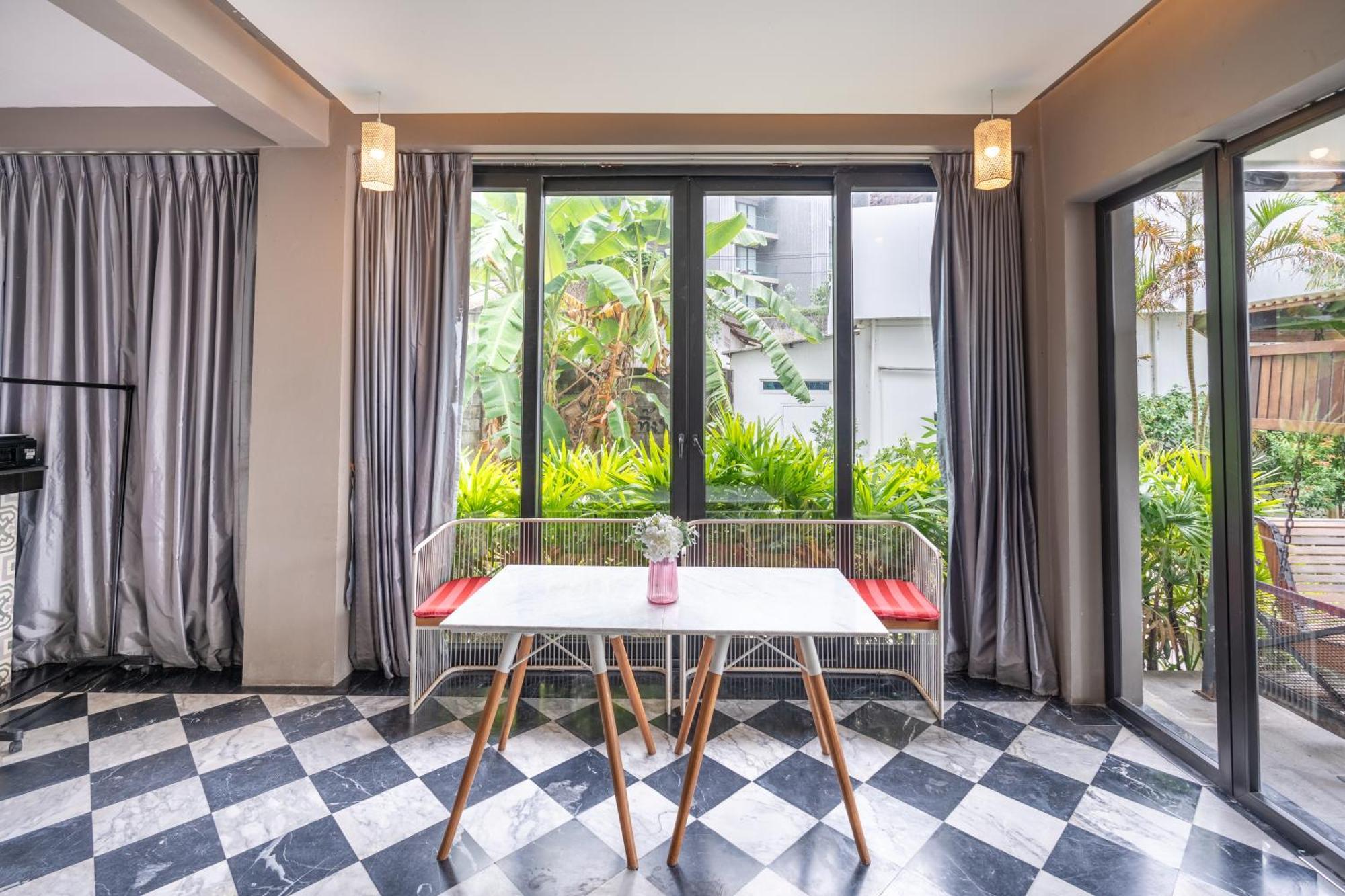 See Sea Villa Hotel Patong Exterior photo